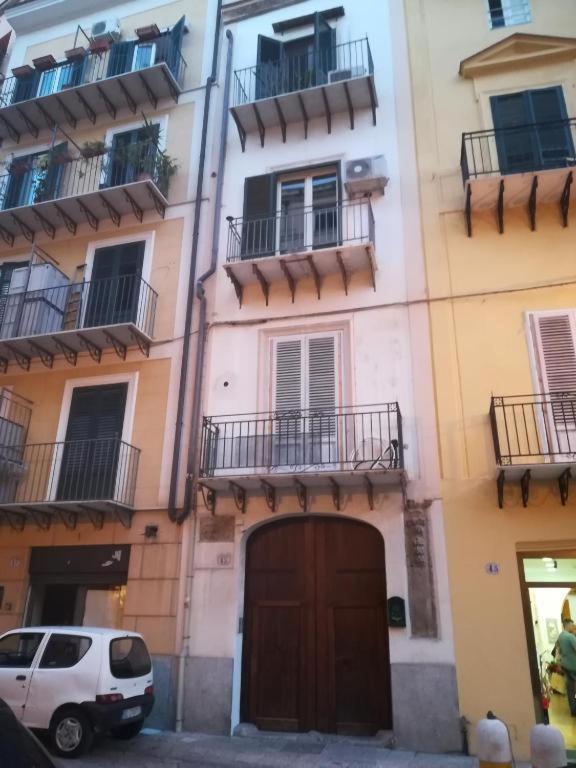 Apartment Bb45 Superior Holiday's House Cir 19082053c204471 Palermo